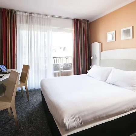 Hotel Western Astoria 3*