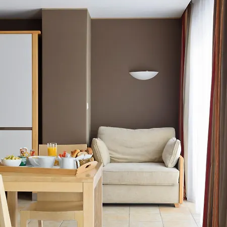 Western Astoria Szálloda 3*