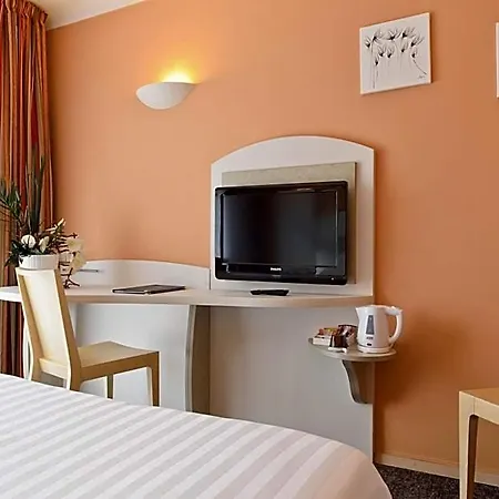 מלון Western Astoria 3*