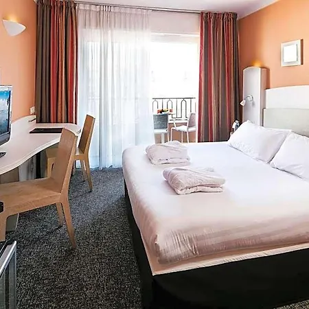 מלון Western Astoria 3*
