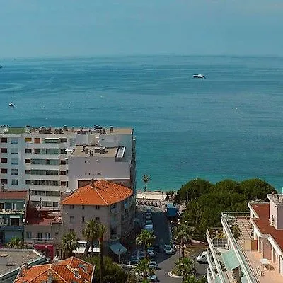 Western Astoria Hotel 3*